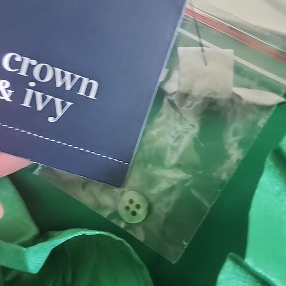 5/$55 Crown & Ivy NWT Holiday Blouse In Lamar Green, High Neck, S - Picture 7 of 8
